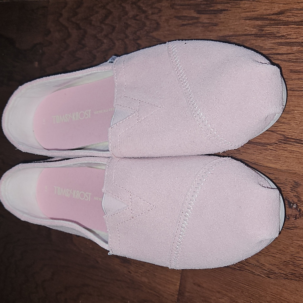 Toms Light Pink Women's Flats